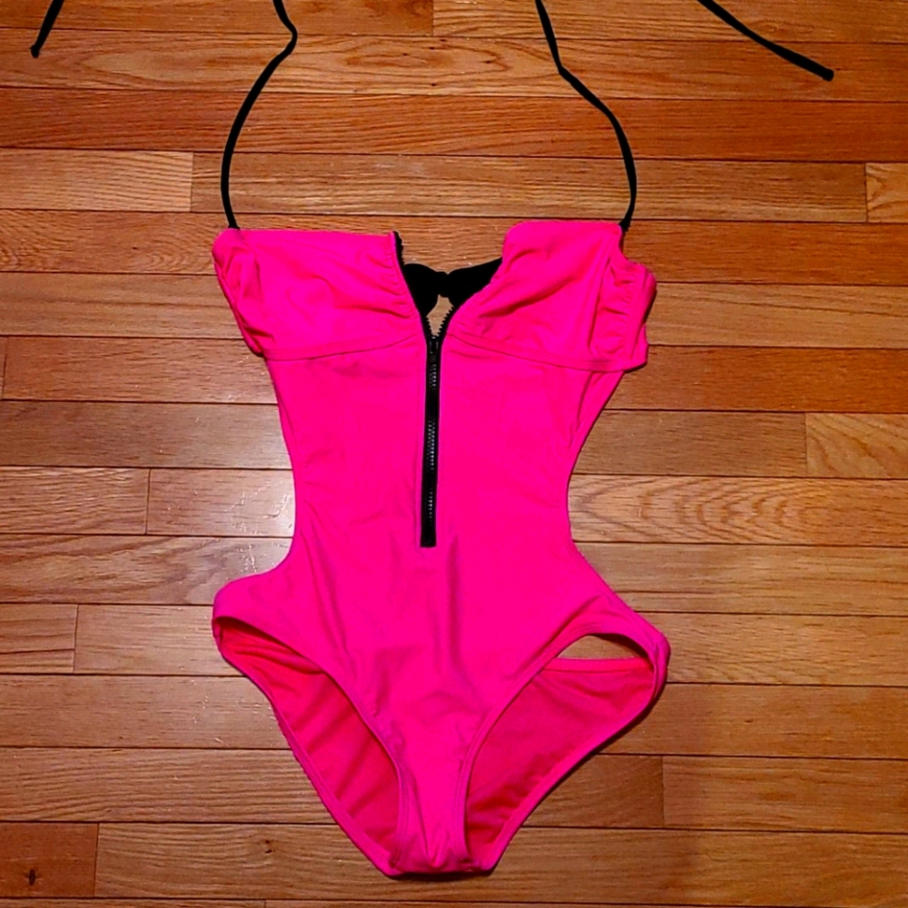 Swim suit with side cut outs